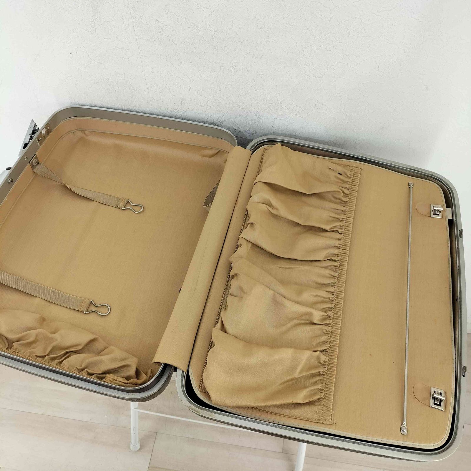 Macpac ウィールドダッフル80 MM82512R 公式・限定】グローバル80