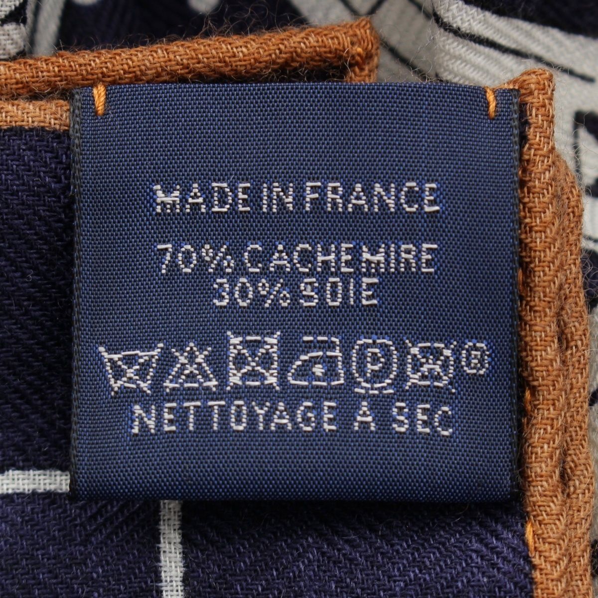 新品未使用 エルメス カシシル バンダナ ハート2025AW カレジェアン 2642098569.jpg?1753612346