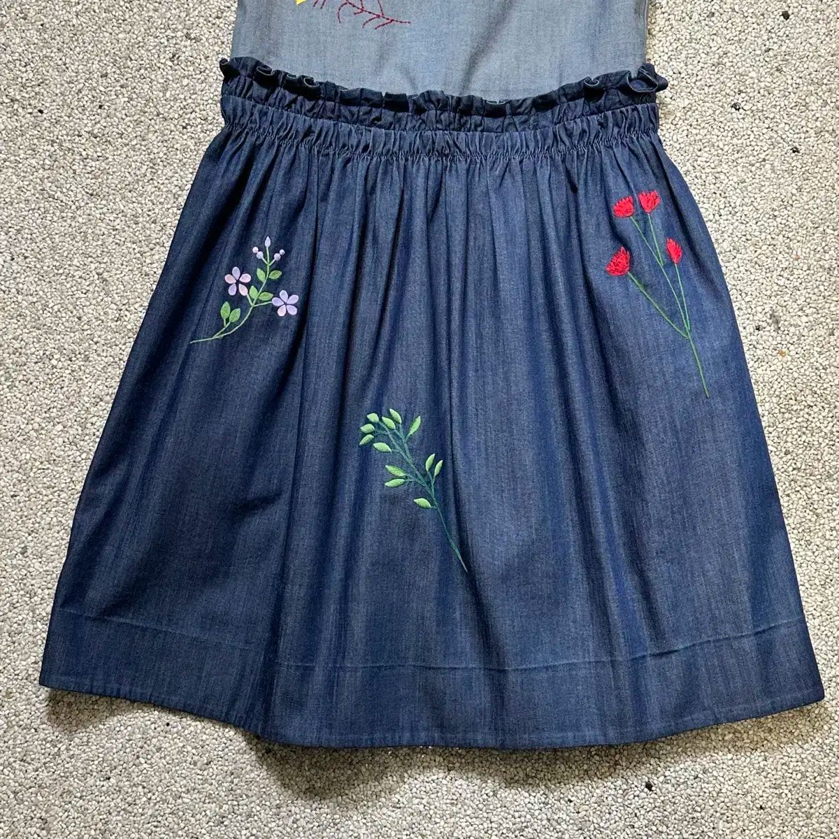 キッズ フラワー刺繍