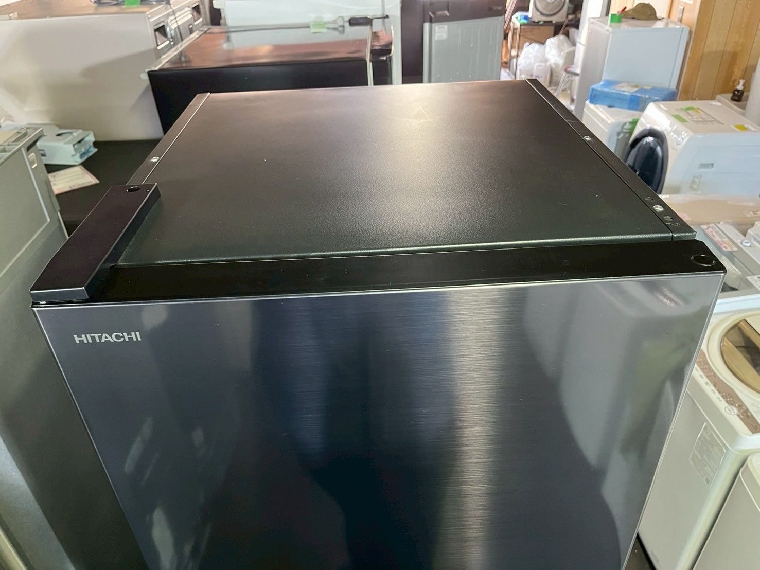 大阪送料無料★3か月保障付き★冷蔵庫★2021年★R-HW60R★R-177 大阪送料無料☆3か月保障付き☆冷蔵庫☆2021年☆R-HW60R☆R-177 大阪