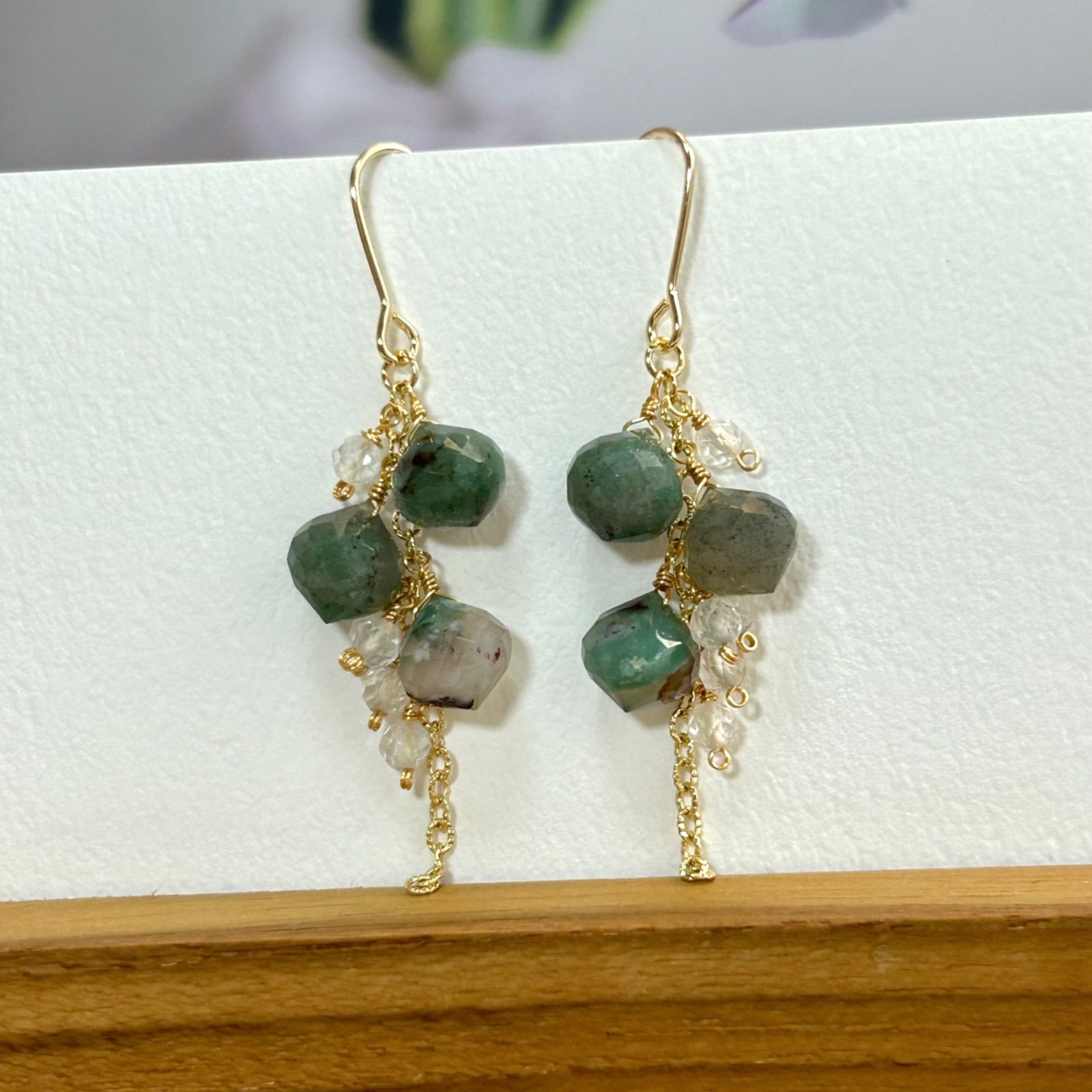 アクアプレーズのピアス アクアプレーズ・ホワイトトパーズ