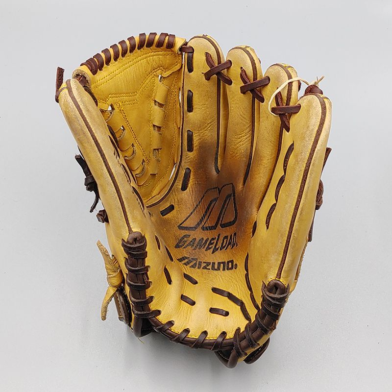 クリーニング済み 】 ミズノ 軟式グローブ / 内野手用 [WE558]