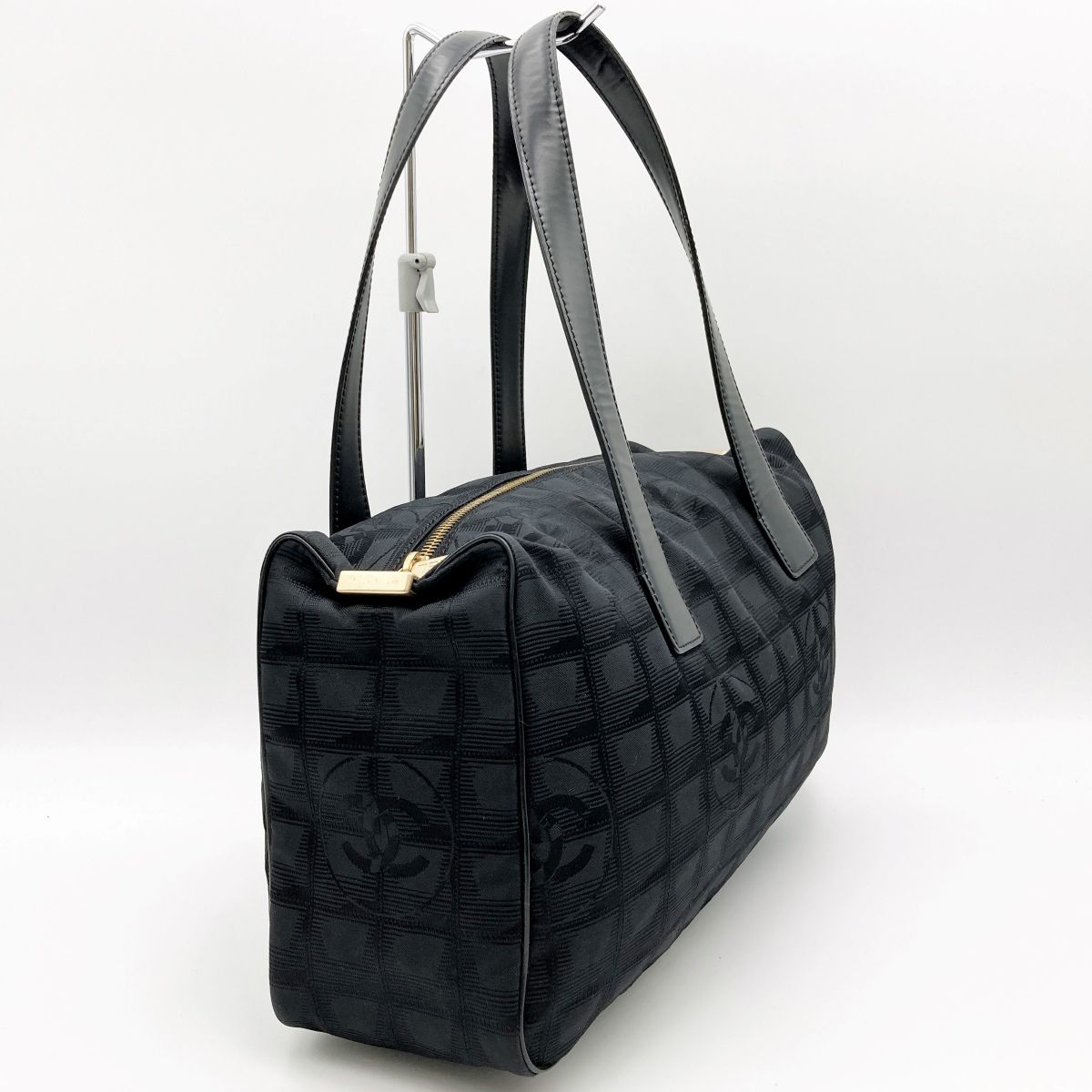 美品】 CHANEL シャネル ニュートラベルライン ショルダーバッグ