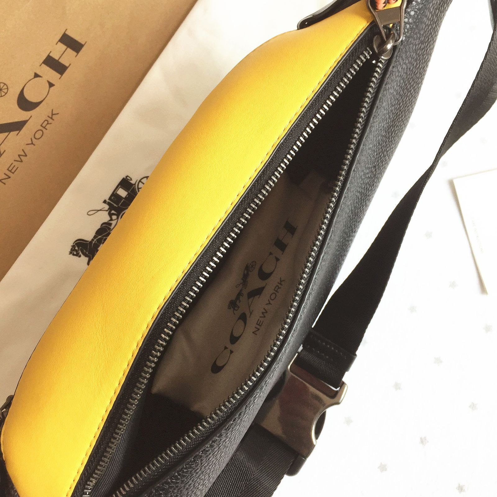 新品】 COACH コーチバッグ C7248 レキシー コーチ×マイケル?B?ジョーダンコラボ ボディーバッグ ベルトバッグ ウエストバッグ  アウトレット品 - メルカリ