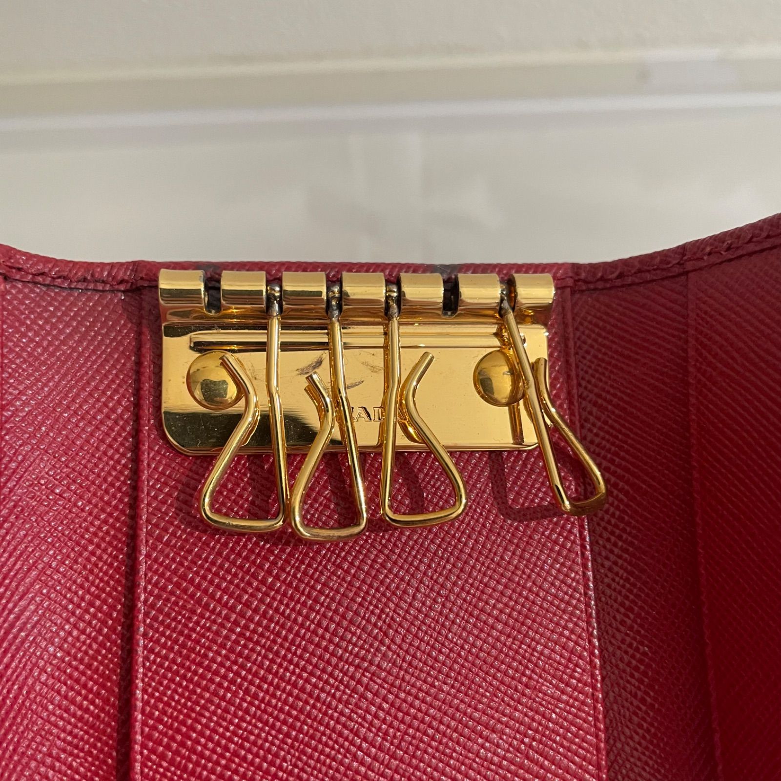 【VINTAGE】プラダ サフィアーノ キーケース ☆PRADA☆ ファスナー付 サフィアーノレザー スモールキーケース