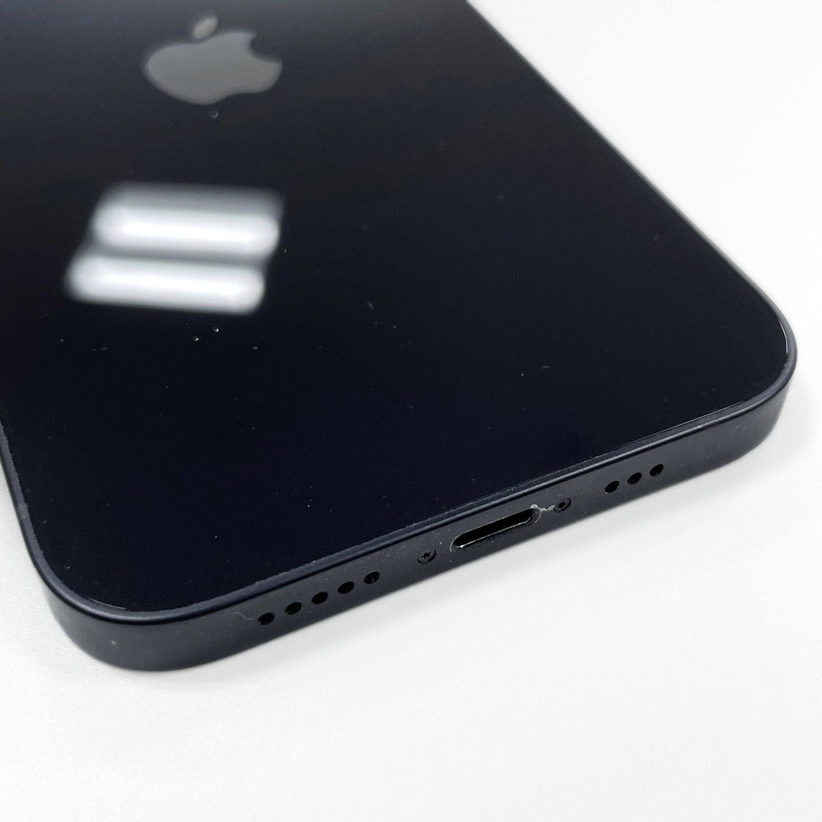 中古】iPhone12 64GB ブラック バッテリー80~85％ docomo iphone