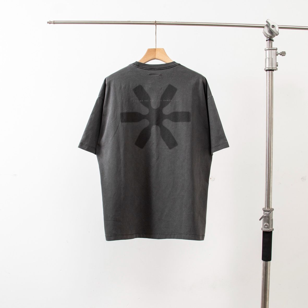 oakley × pietメタル 2.0 Tシャツ　ブラック Sサイズ胸囲-114cm