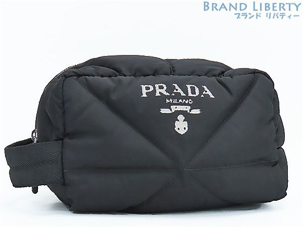 【美品】プラダ　PRADA　Re-Nylon リナイロン　キルティング パデッド　セカンドバッグ　クラッチバッグ　ハンドバッグ　ハンドポーチ　トラベルポーチ　トイレタリーケース　NERO ブラック