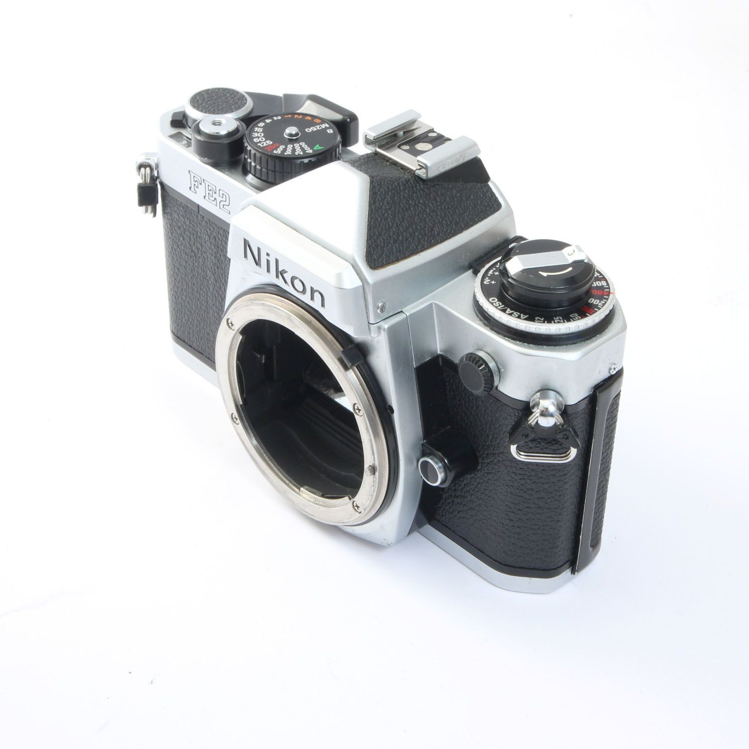 ニコン Nikon FE2 シルバー ボディ フィルム マニュアルフォーカス