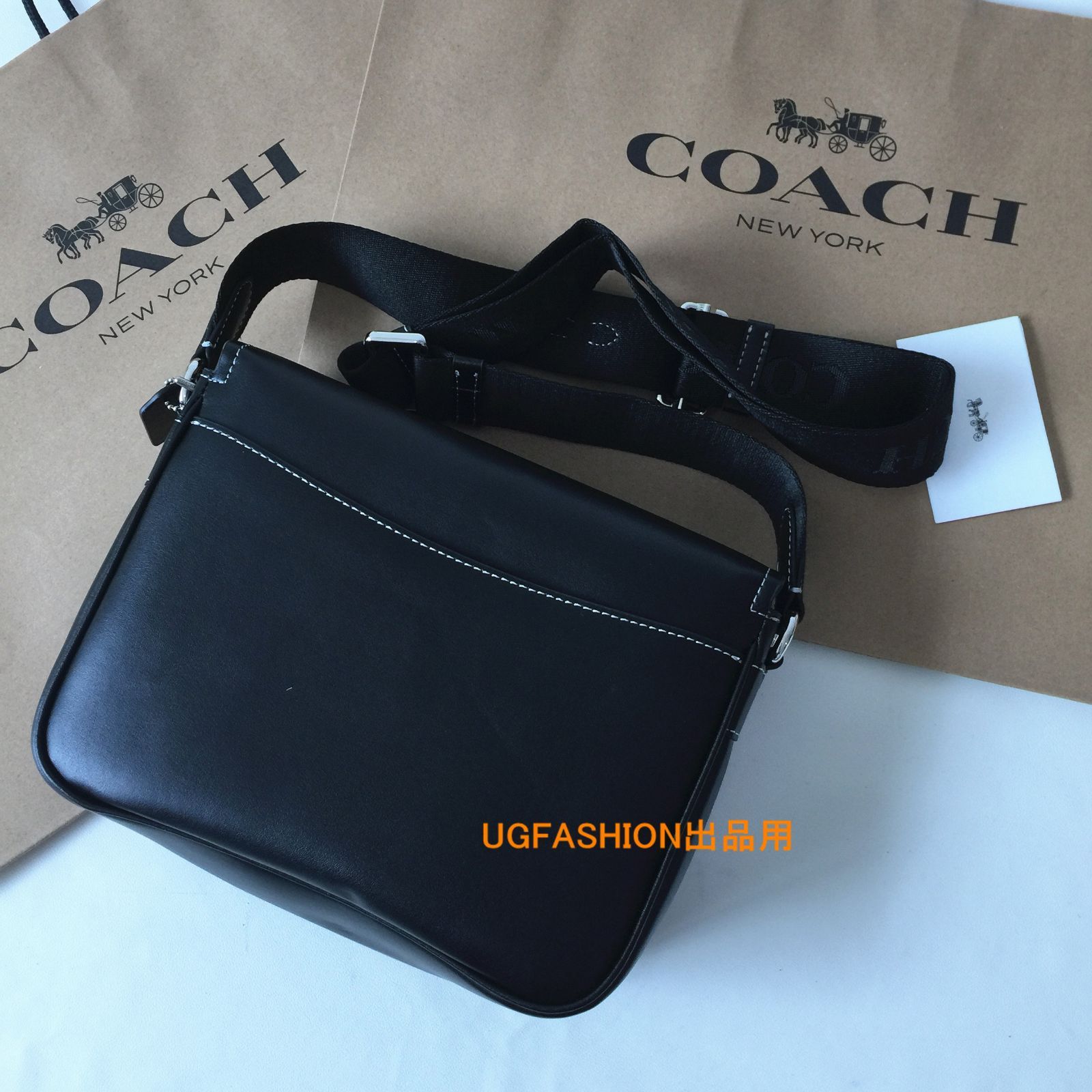 ＜コーチバッグ＞COACH/コーチバッグ ショルダーバッグ CR098 ブラック メッセンジャーバッグ クロスボディー レディースバッグ 斜めがけバッグ アウトレット品 紙袋付属　新品未使用