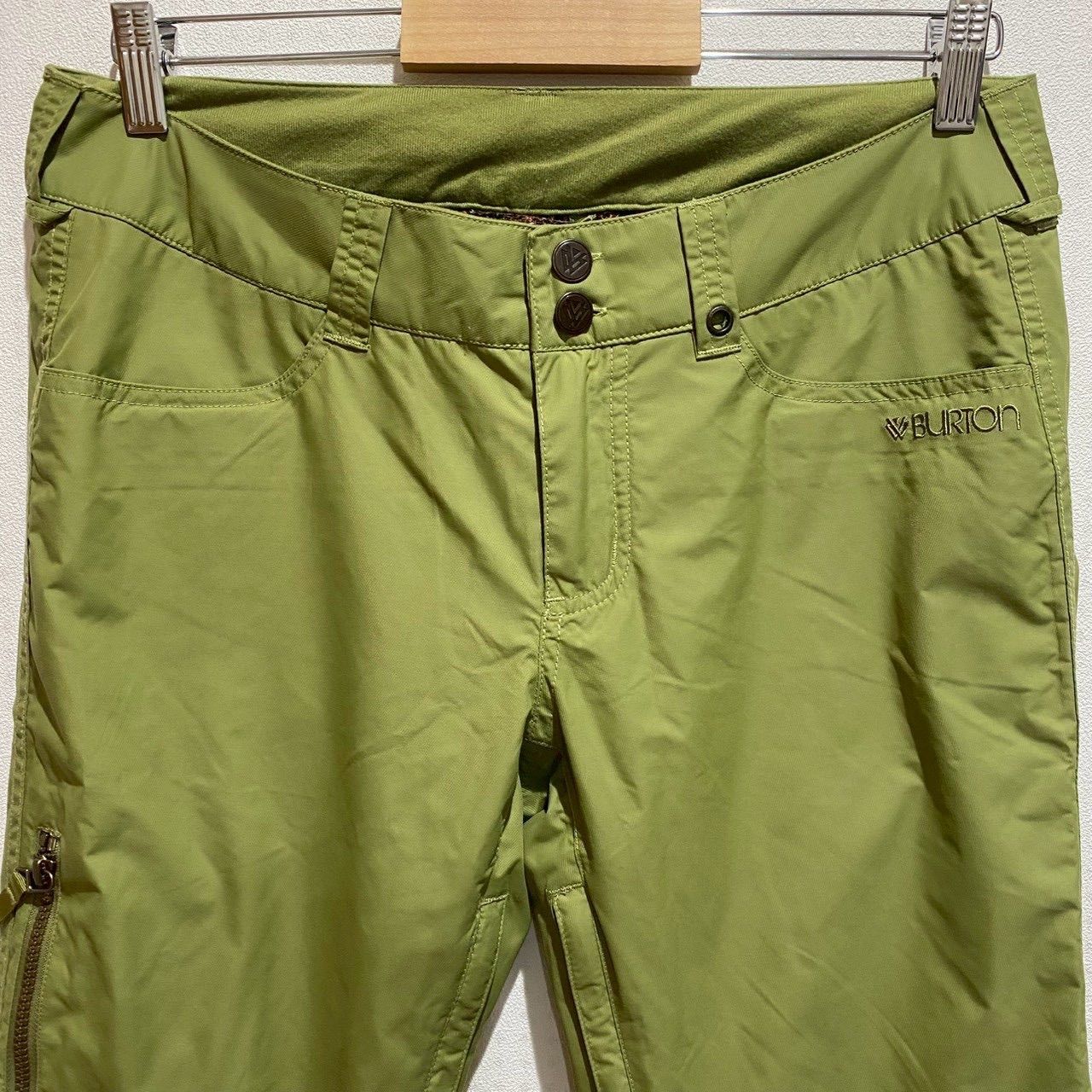 スノーボードパンツ