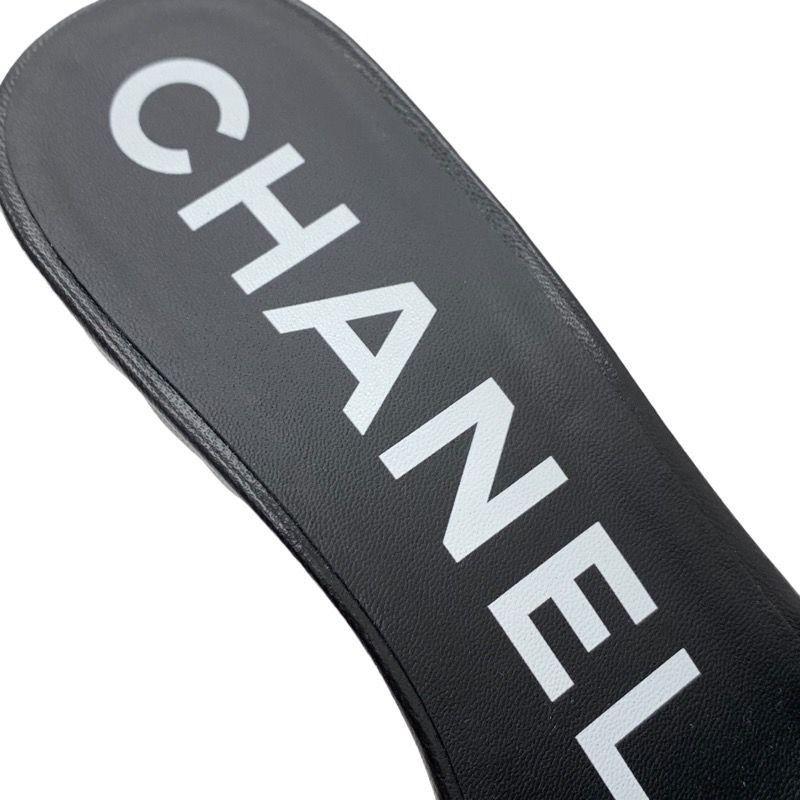 シャネル CHANEL サンダル 靴 シューズ ラムスキン ブラック 黒 ゴールド 未使用 ミュール ココマーク マトラッセ