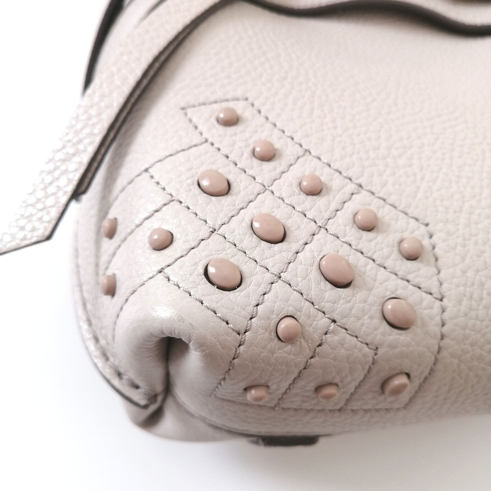 美品 トッズ TOD'S ウェーブ WAVE 3wayバッグ リュック グレー 美品 トッズ TOD'S ウェーブ WAVE 3wayバッグ リュック グレー