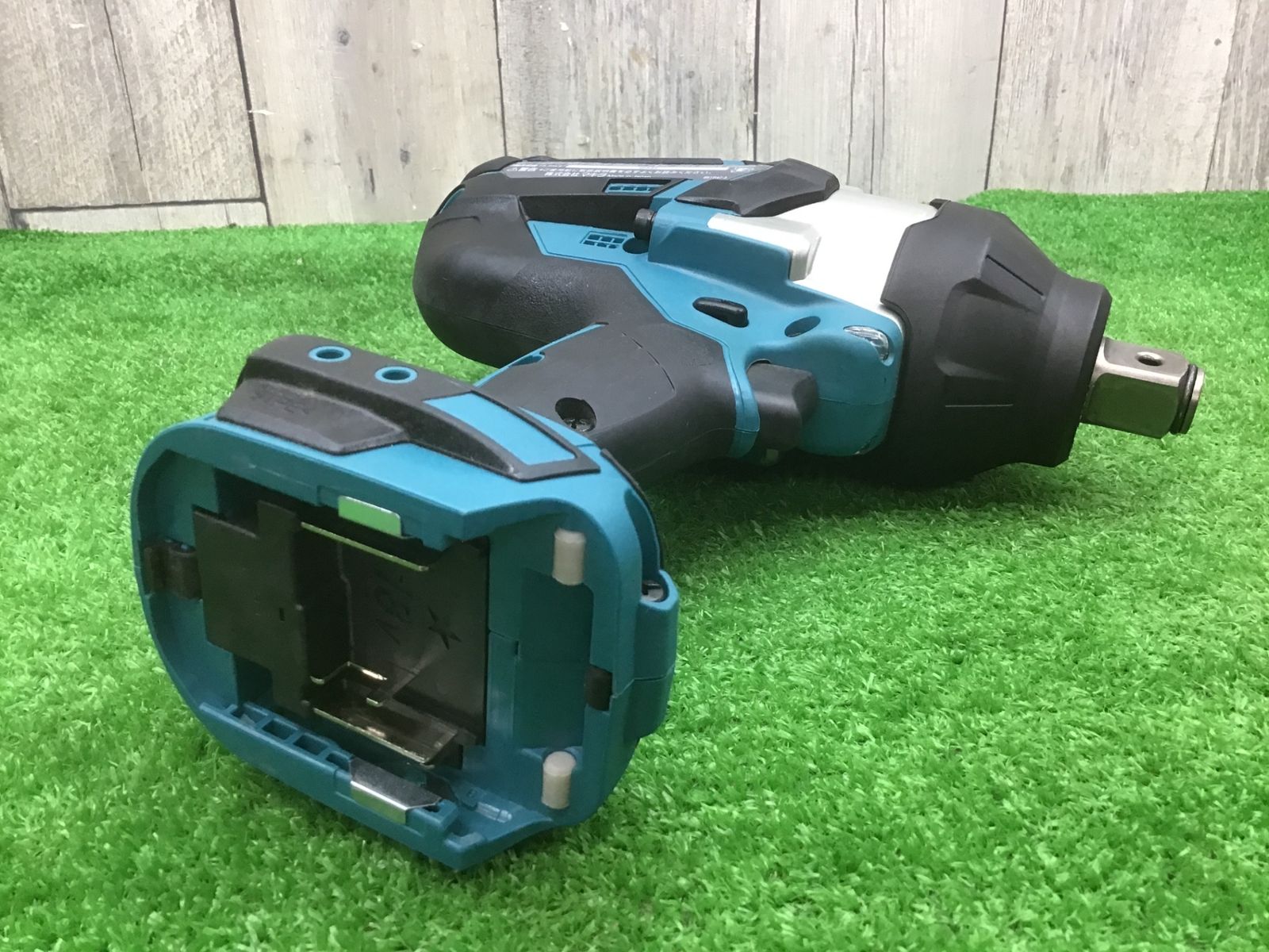 makita コードレスインパクトレンチ