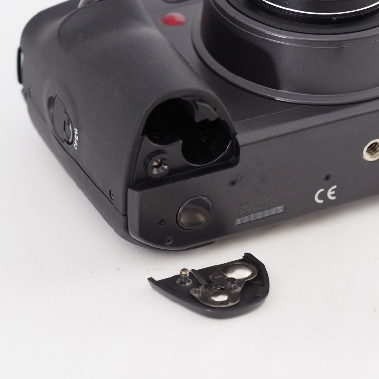 FUJICA GA645Zi BLACK Professional 中判カメラ 最も簡単に使える中判カメラサンライズカメラ公式ブログ｜中古