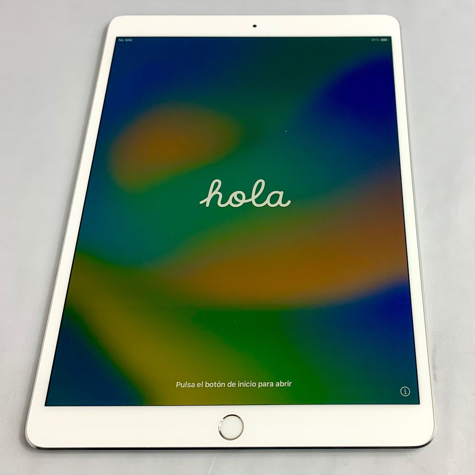 おまけ付き☆【良品】iPad Pro 10.5インチ 64GB w-ifi+Cellular モデル