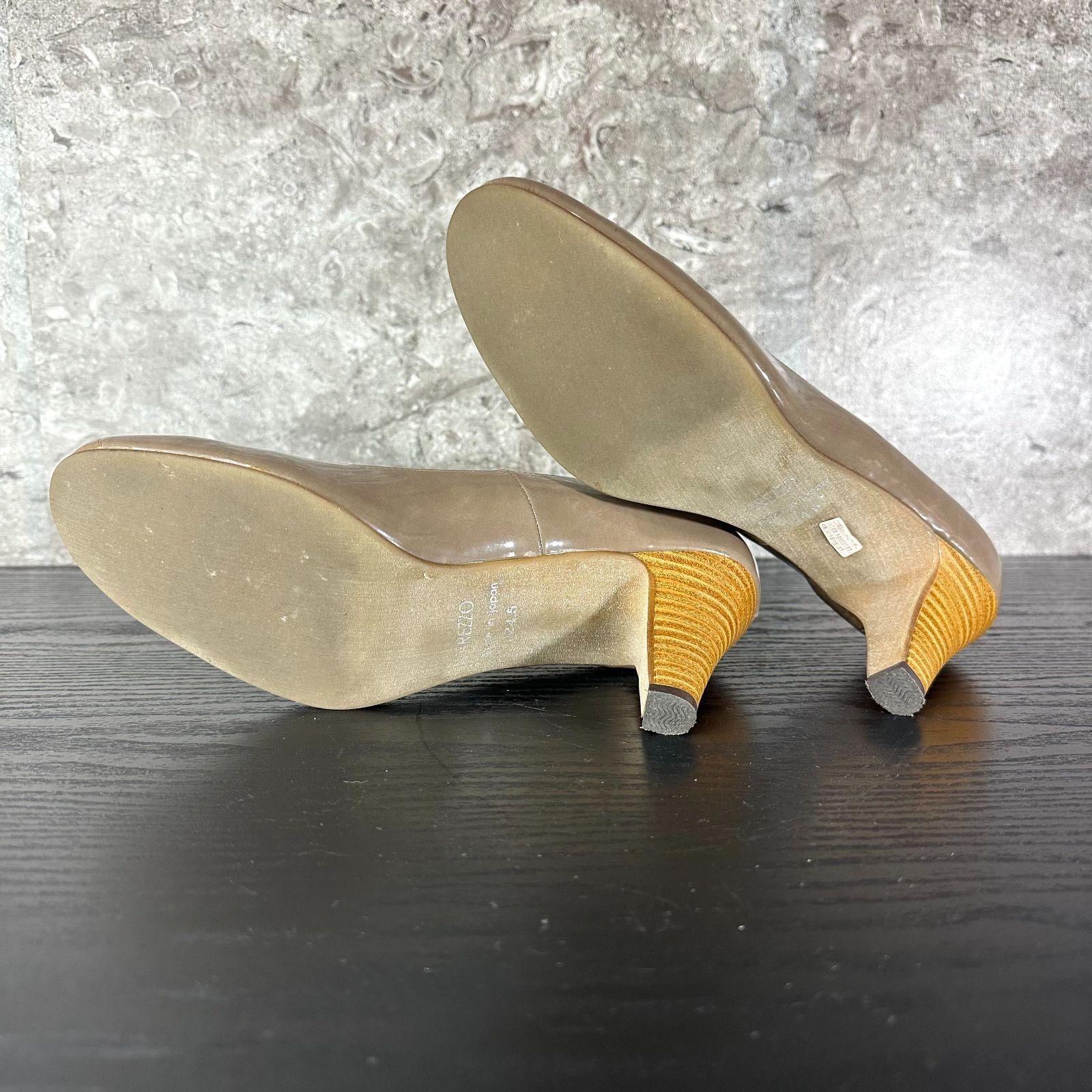 S131 極美品 AREZZO アレッツォ シューズイン神戸 SUCETTE ラウンド