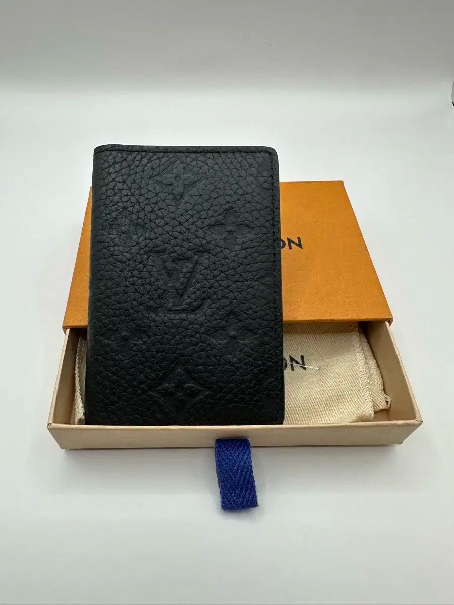 Louis Vuitton(ルイヴィトン) トリヨン オーガナイザー 5me6354】ルイ  