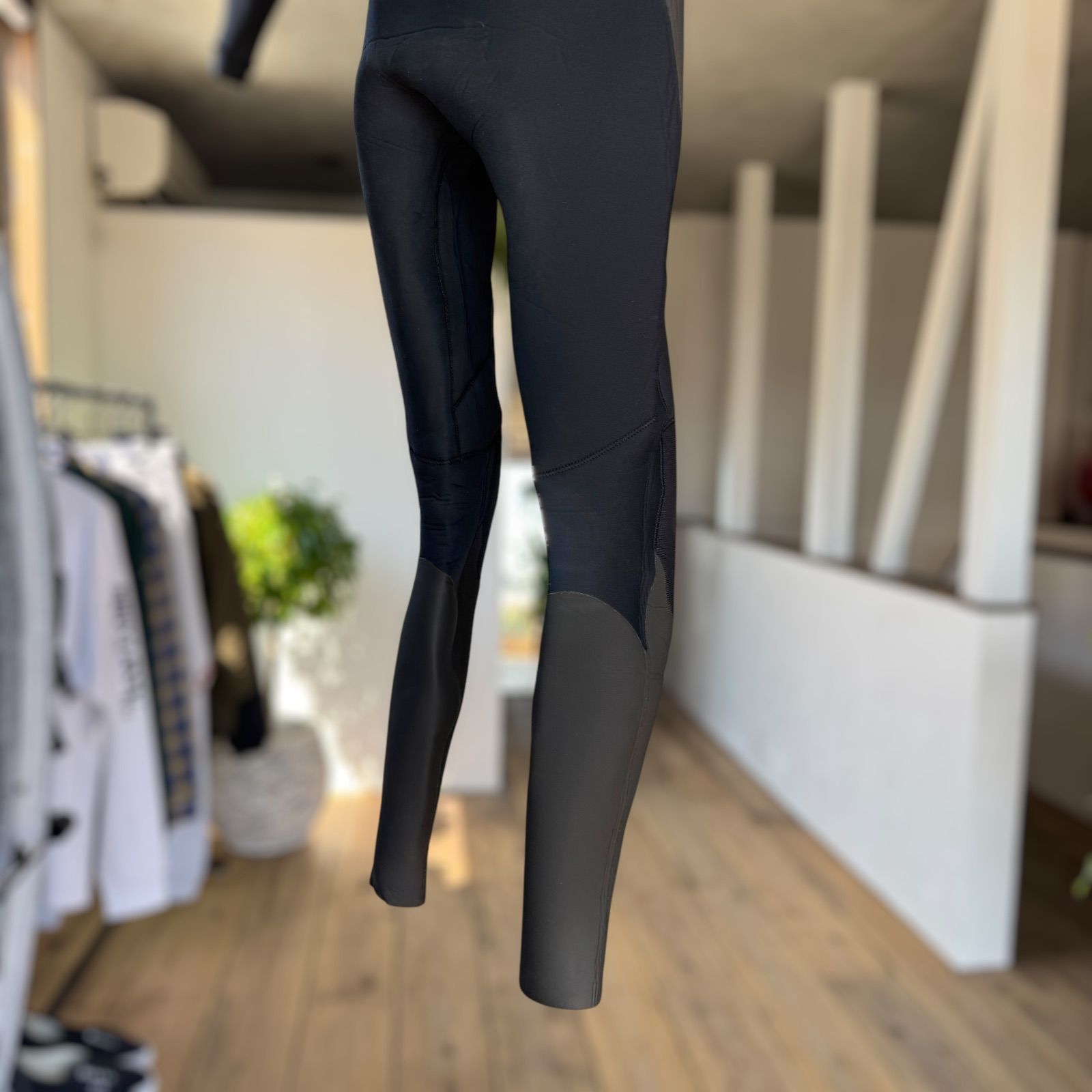 ほぼ未使用！　希少サイズ　オニール　ロングチェストジップ　セミドライ　LBサイズ 楽天市場】25-26 O'NEILL オニール サーフィン ウェットスーツ