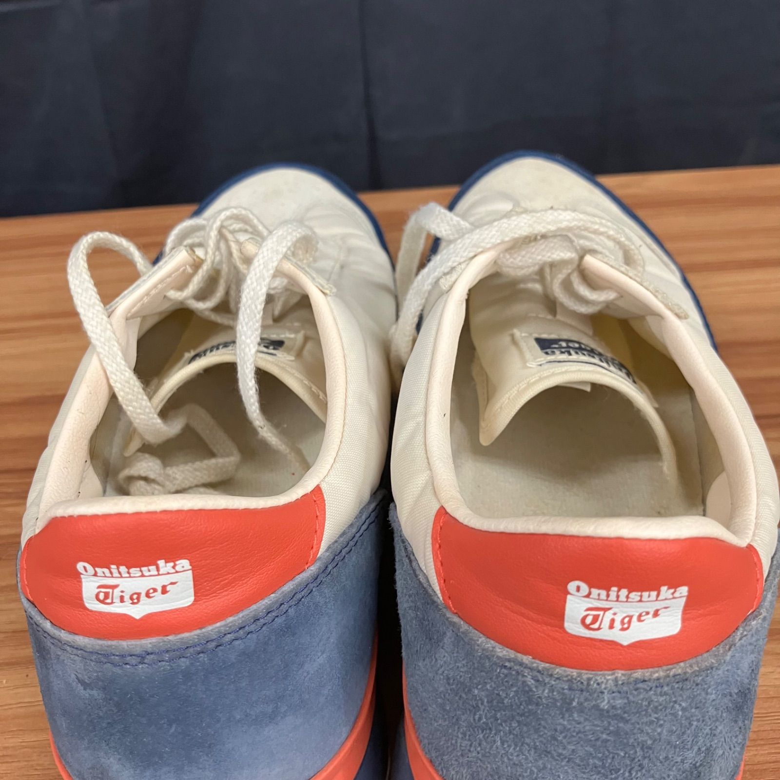 25ANTARES 101xg 週末値下げ！ 値下げ交渉可能】Onitsuka Tiger オニツカタイガー ヘシンティ