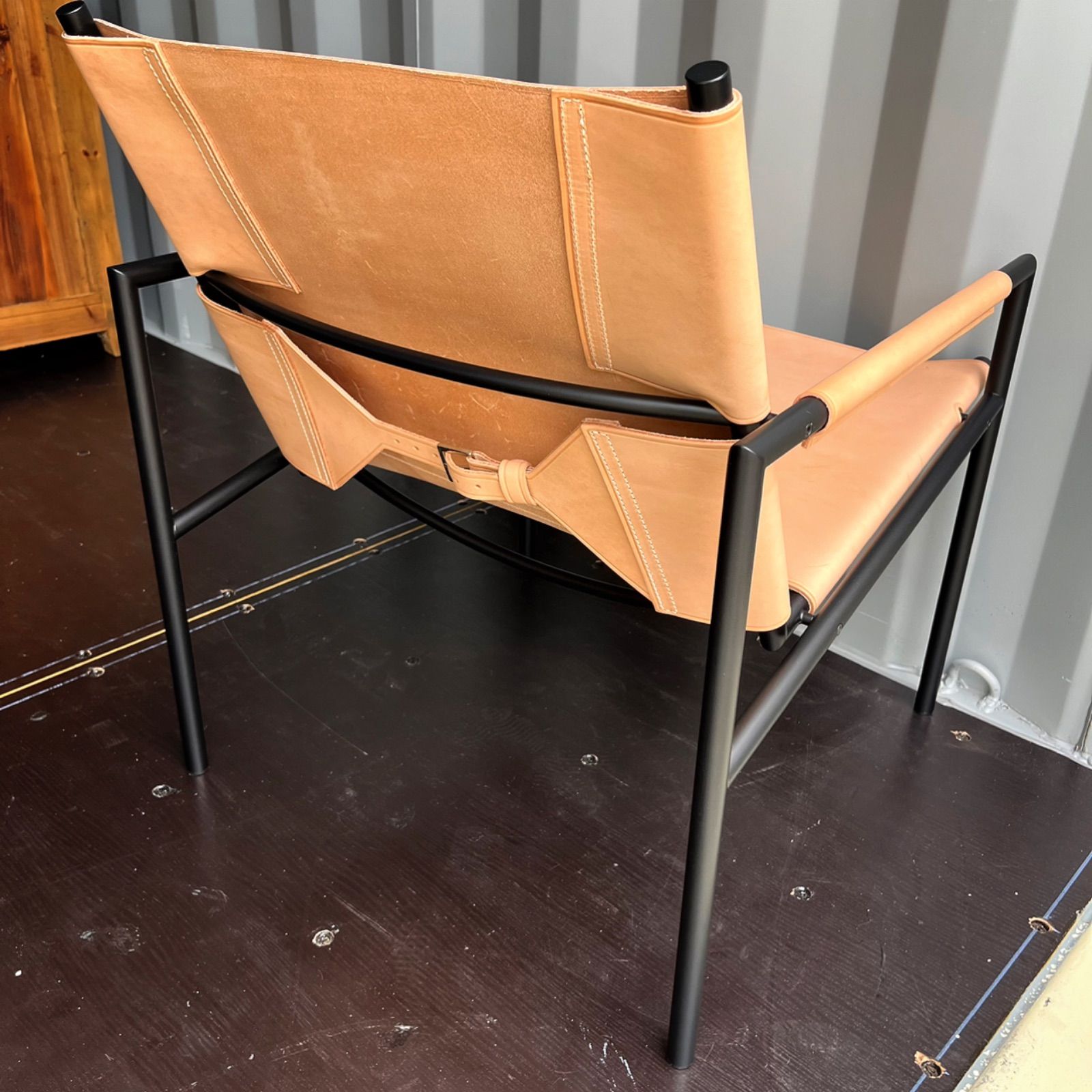 取付無料！スペクトラム SZ02 モダン オランダ 本革ナチュラルイージーチェア 取付無料！スペクトラム SZ02 モダン オランダ 本革ナチュラル