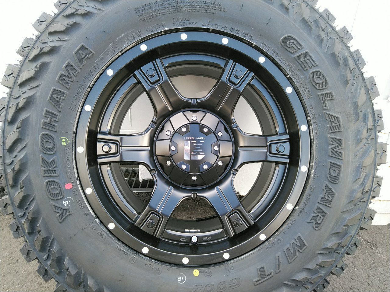 Jeep ジープ ラングラー JK JL タイヤホイール 新品4本セット LEXXEL OutLaw ヨコハマ ジオランダー MT G003  265/70R17 265/65R17 285/70R17 17インチ - メルカリ