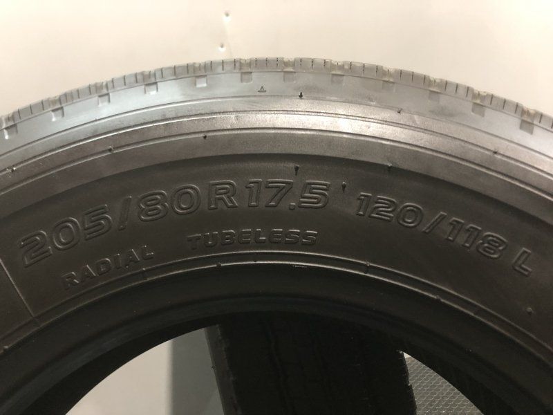 TOYO DELVEX M134 205/80R17.5 120/118L 17.5インチ ライトトラック用 