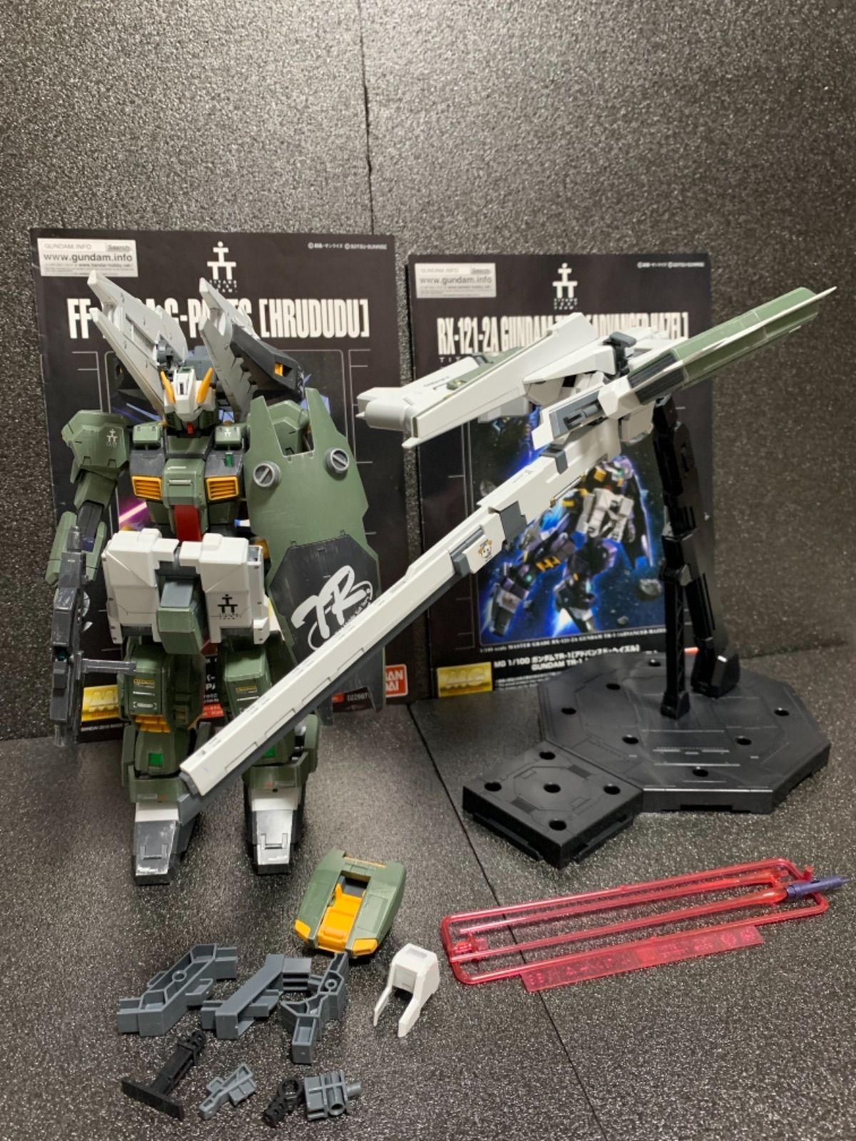 mg ガンプラ アドバンスド・ヘイズル フルドド ＋ 未開封フルドド