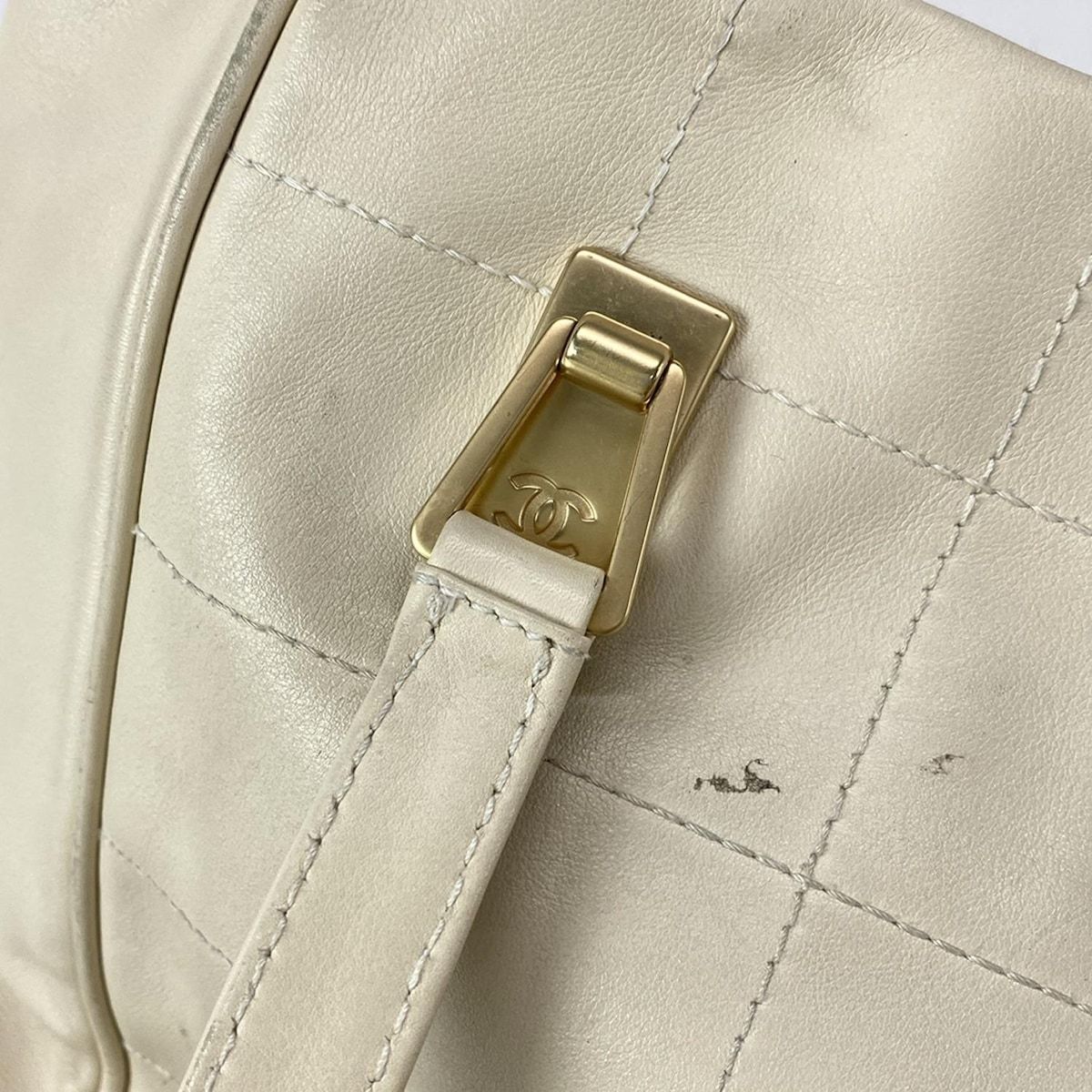 チョコバーステッチ