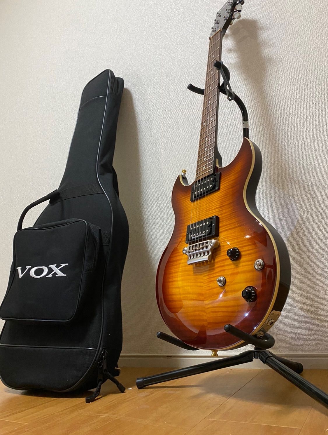 レア品VOXギター　SDC−33　セットネック　生産終了モデル　シースルーウッド