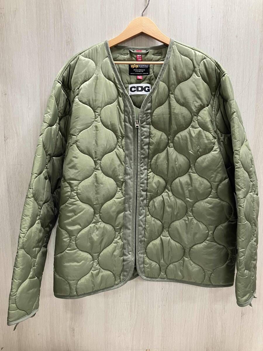 CDG × ALPHA INDUSTRIES シーディージー×アルファ インダストリーズ カーキ ナイロン キルティングジャケット SZ-J025