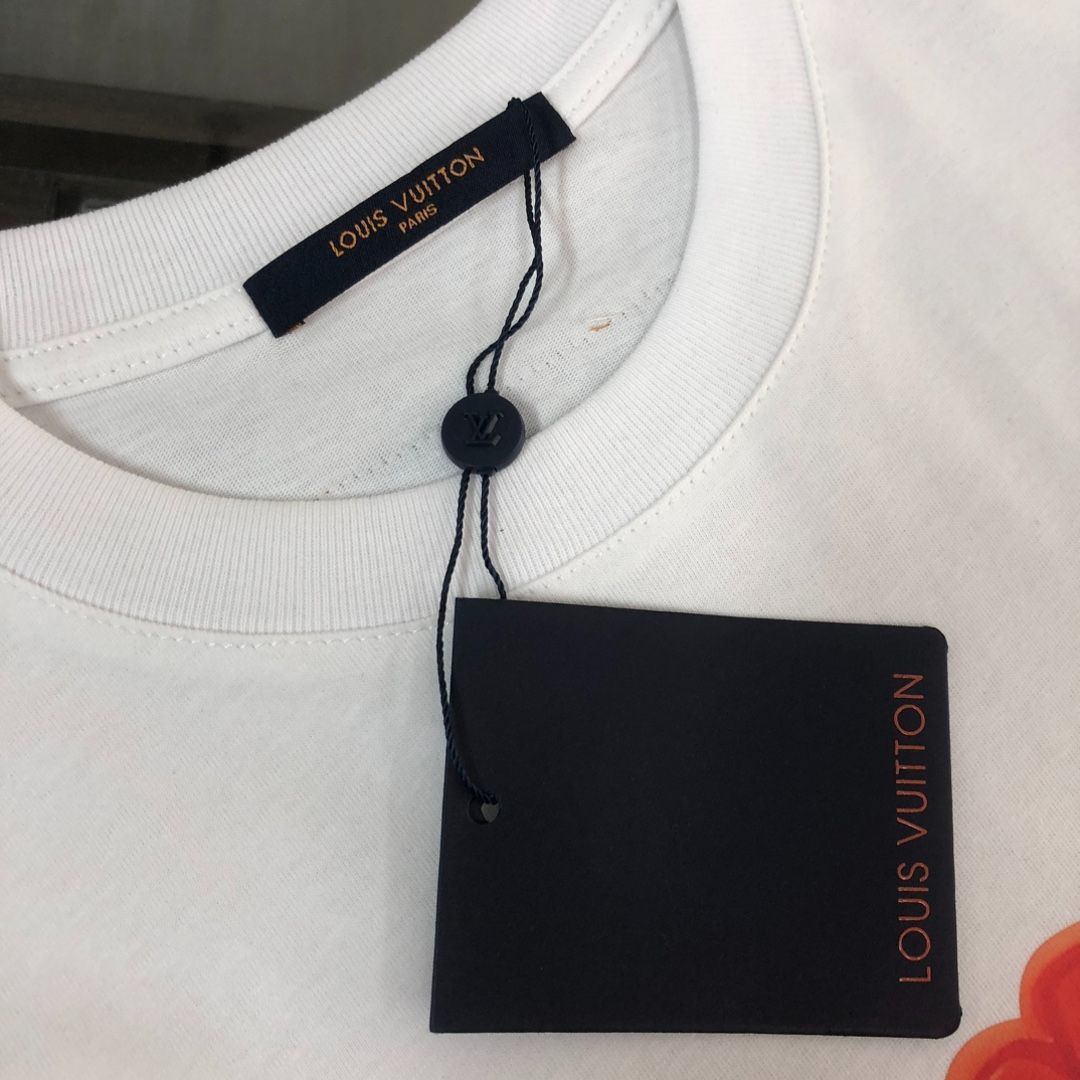 好感度UP☆【LOUIS VUITTON】テクスチャーコットンクルーネック louis vuitton ( ルイヴィトン ) シグネチャーショートスリーブ