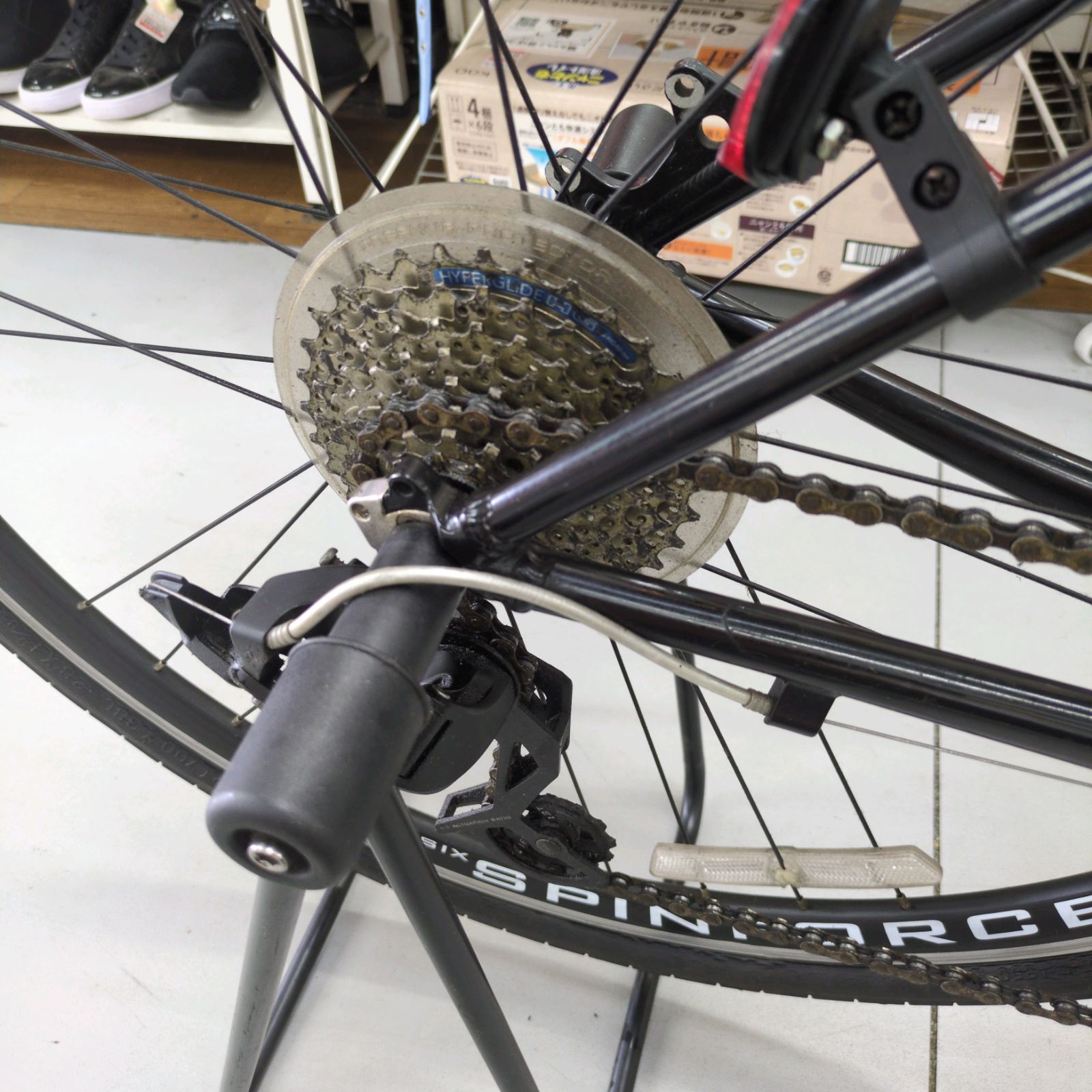 J590 ☆サビキズ使用感有り☆MTB☆GIANT☆GLiDE R3☆3✕8段☆700×38C