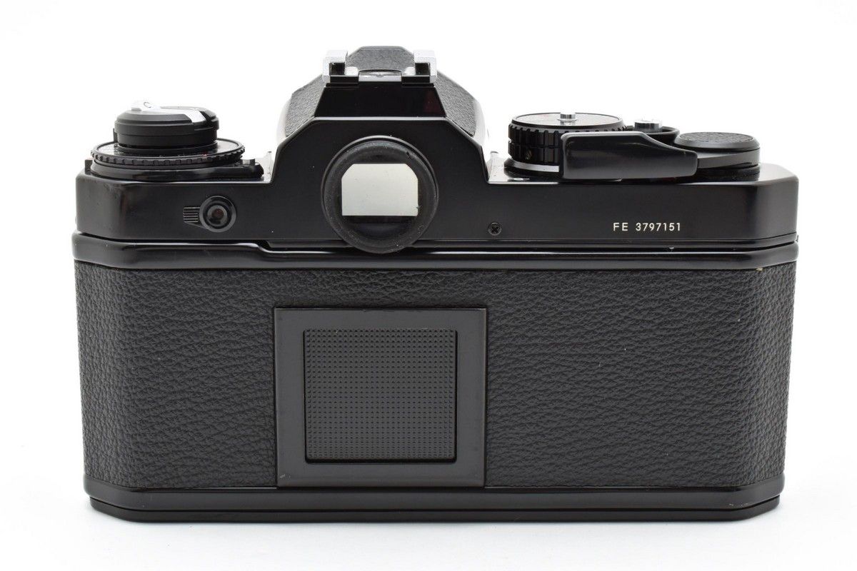 美品】モルト交換済み Nikon FE フィルムカメラ ブラック 【公式通販】