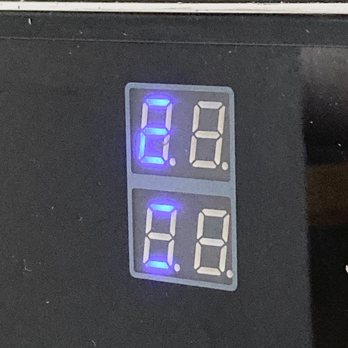 アイリスオーヤマ ワインセラー