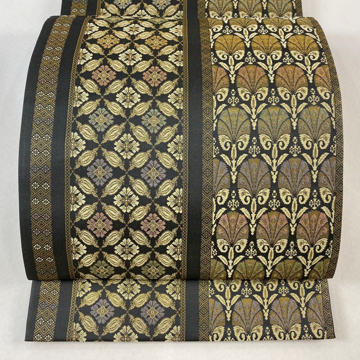 袋帯 秀品 花菱 草花 箔 黒灰 六通 正絹 【中古】 - メルカリ