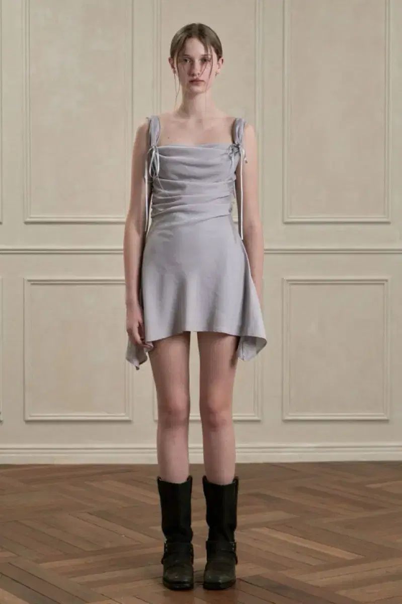 袖ありのワンピース 2021 ハーフスリーブ オーガンザ カジュアル