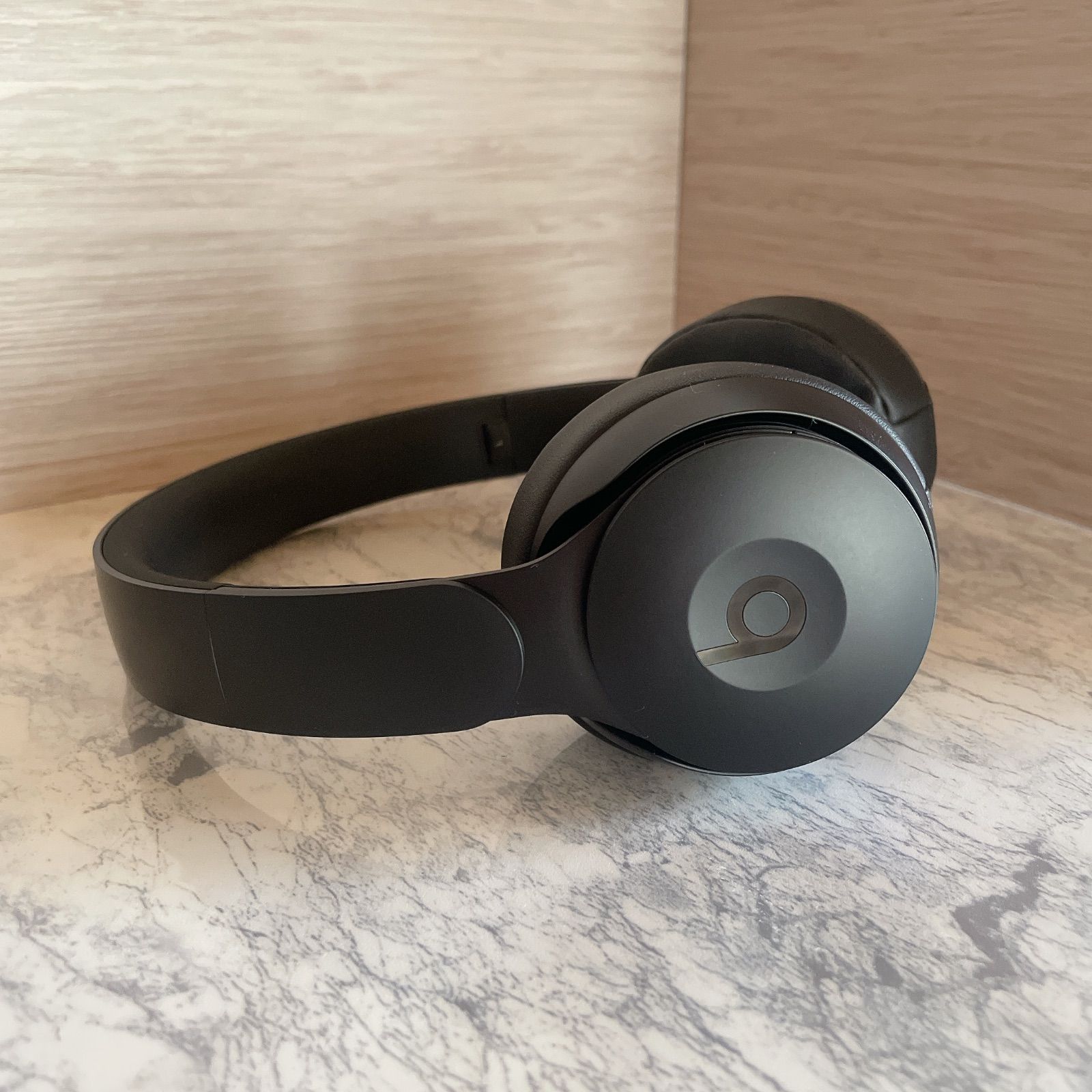 完品☆ Beats Solo Pro ブラック ワイヤレスヘッドホン-