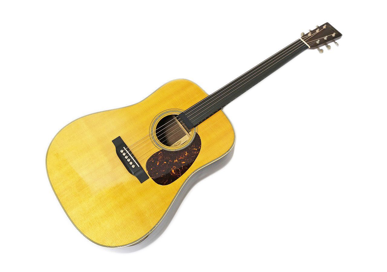 Martin D-28 standard アコースティックギター ハードケース付 Martin