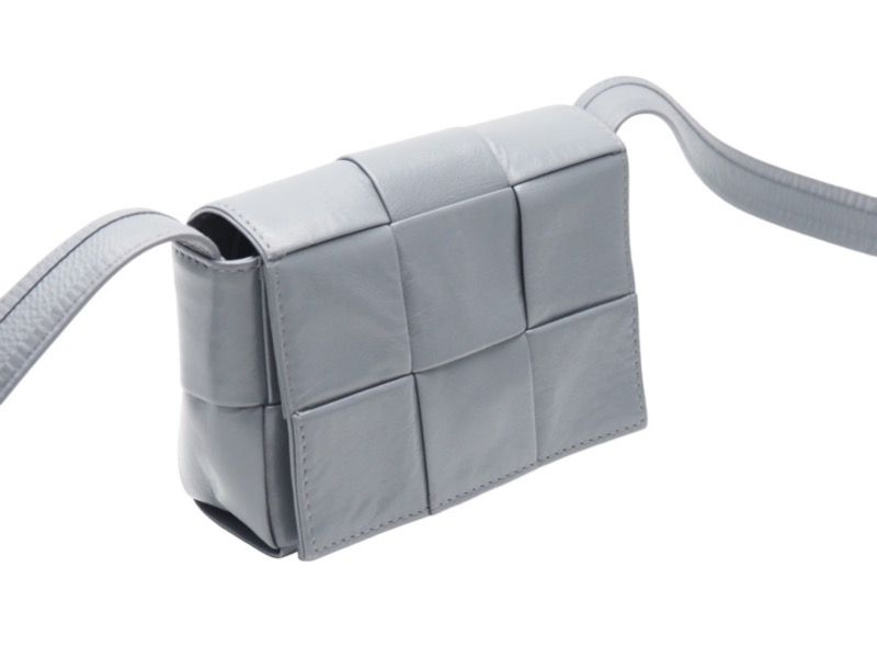 BOTTEGAVENETAボッテガヴェネタ ショルダーバッグ グレー イントレ