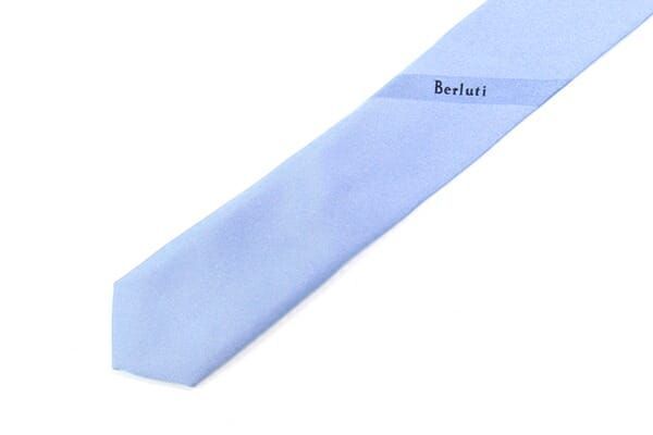 ✨未使用展示品✨クリーニング済み✨ベルルッティ　カリグラフィー　ブルー　ネクタイ 2025年最新】Berluti メンズ ネクタイの人気アイテム - メルカリ