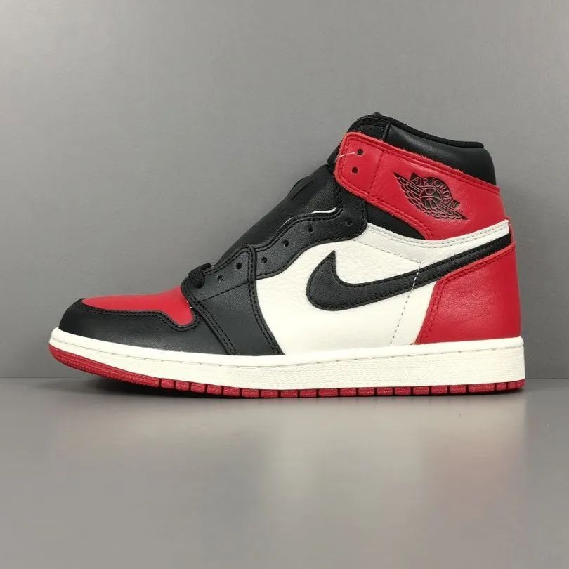 Nike Air Jordan 1 Retro High OG 