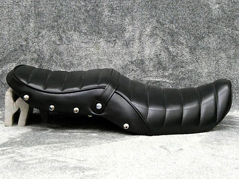 ブラック リベット