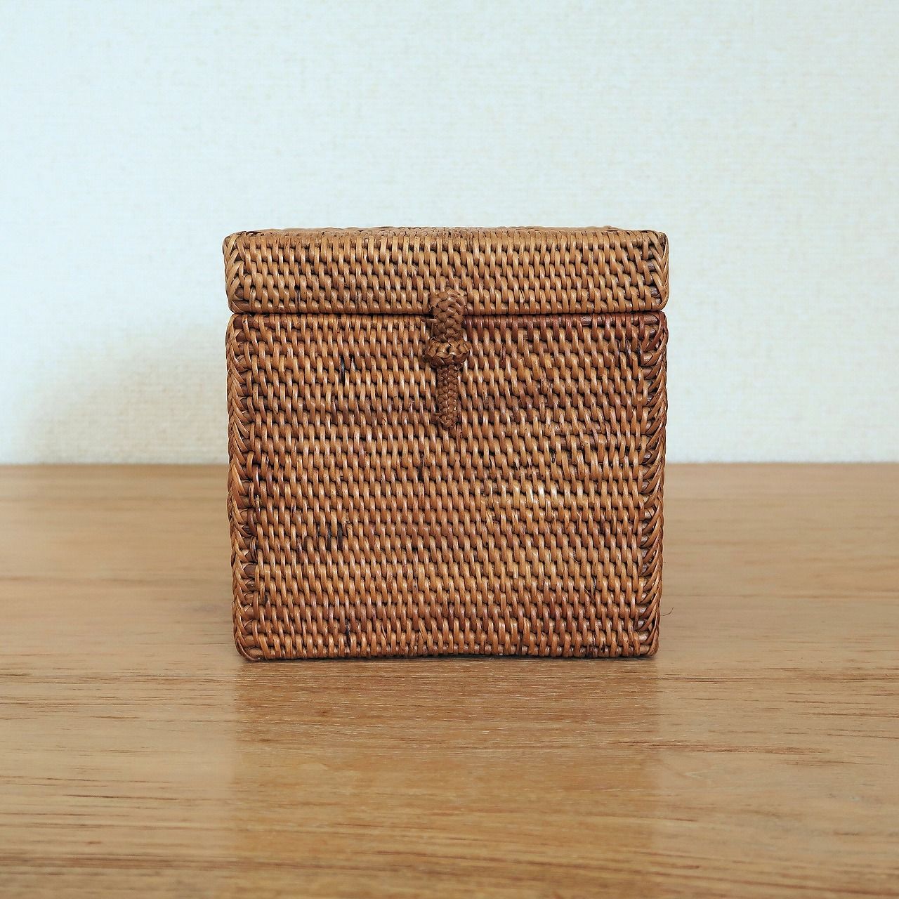 アタの収納ボックス 13X13X13 アタ製蓋付き四角い収納ボックス