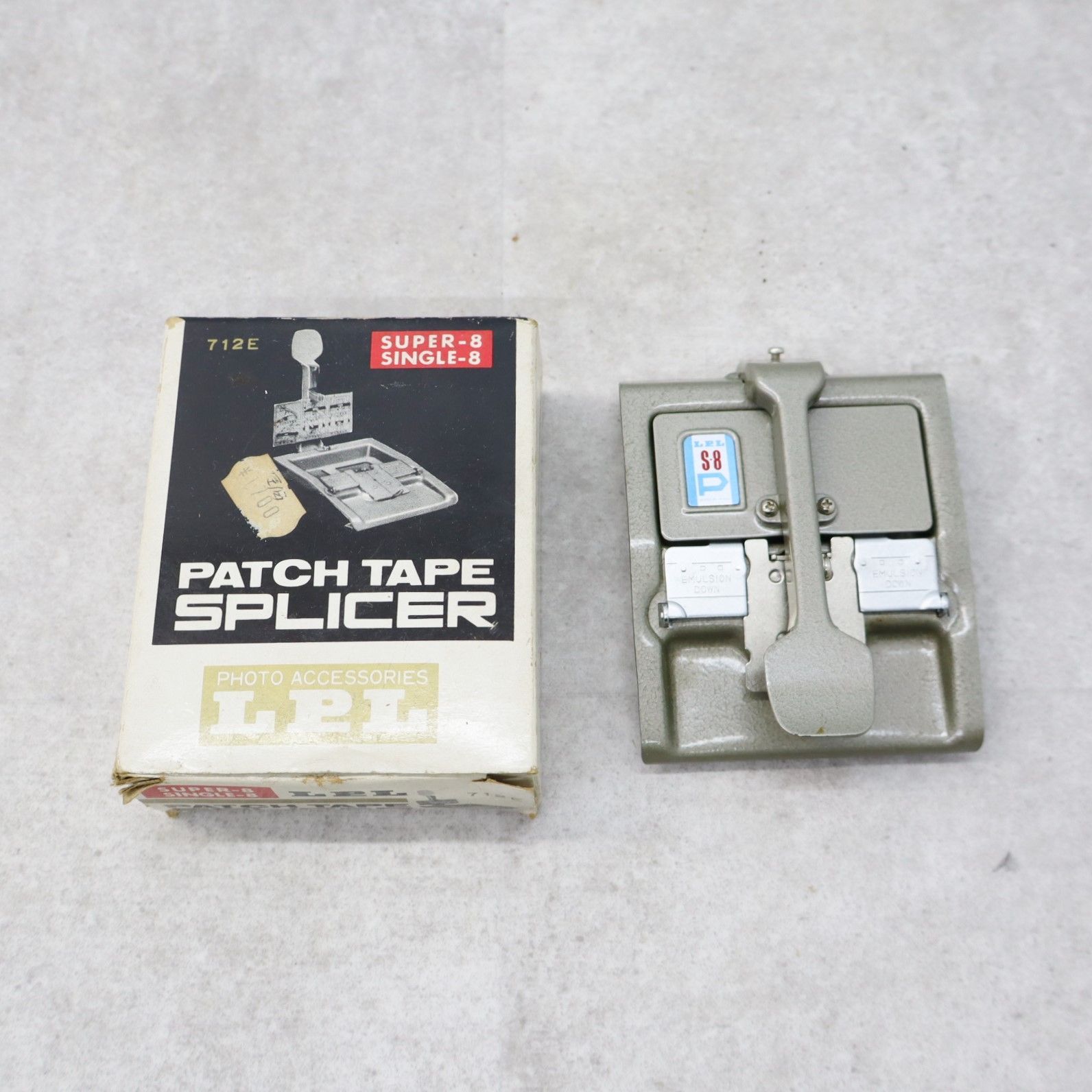 ∠昭和レトロ/当時物！ ｜パッチテープスプライサー 8mm フィルム｜LPL エルピーエル PATCH TAPE SPLICER  ｜カメラ用品/編集機材 ■P0687