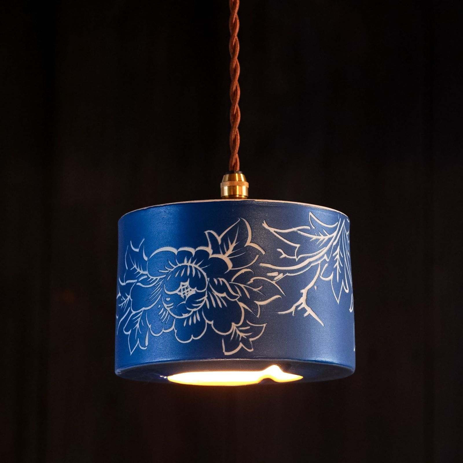 瀬戸焼｜赤津焼｜マット青色｜ペンダントライト