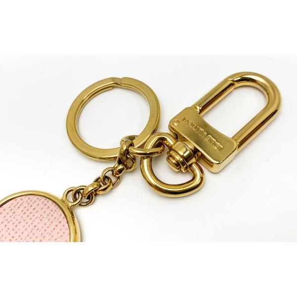 ルイヴィトン チャーム ポルトクレ イントゥーザフラワー キーホルダー