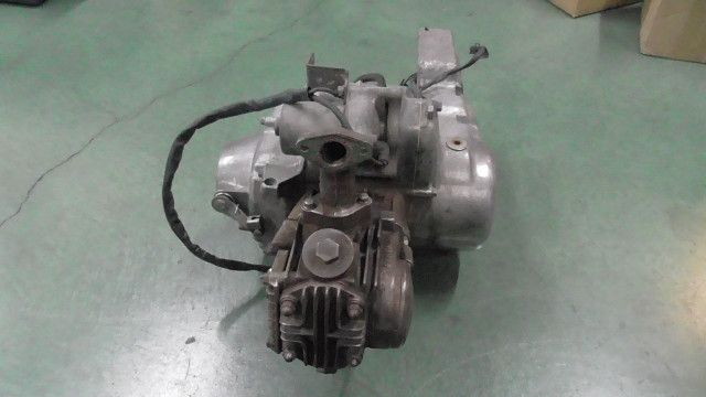 マグナ50 AC13-1009xxx の エンジン 1760059812