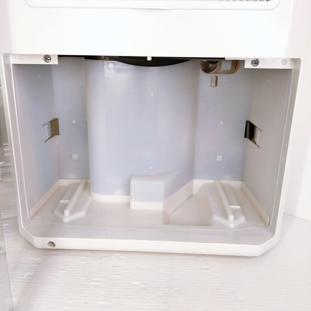 最新モデル 中古品】コロナ ツイン どこでもクーラー 冷風・衣類乾燥除湿機 除湿機・乾燥機