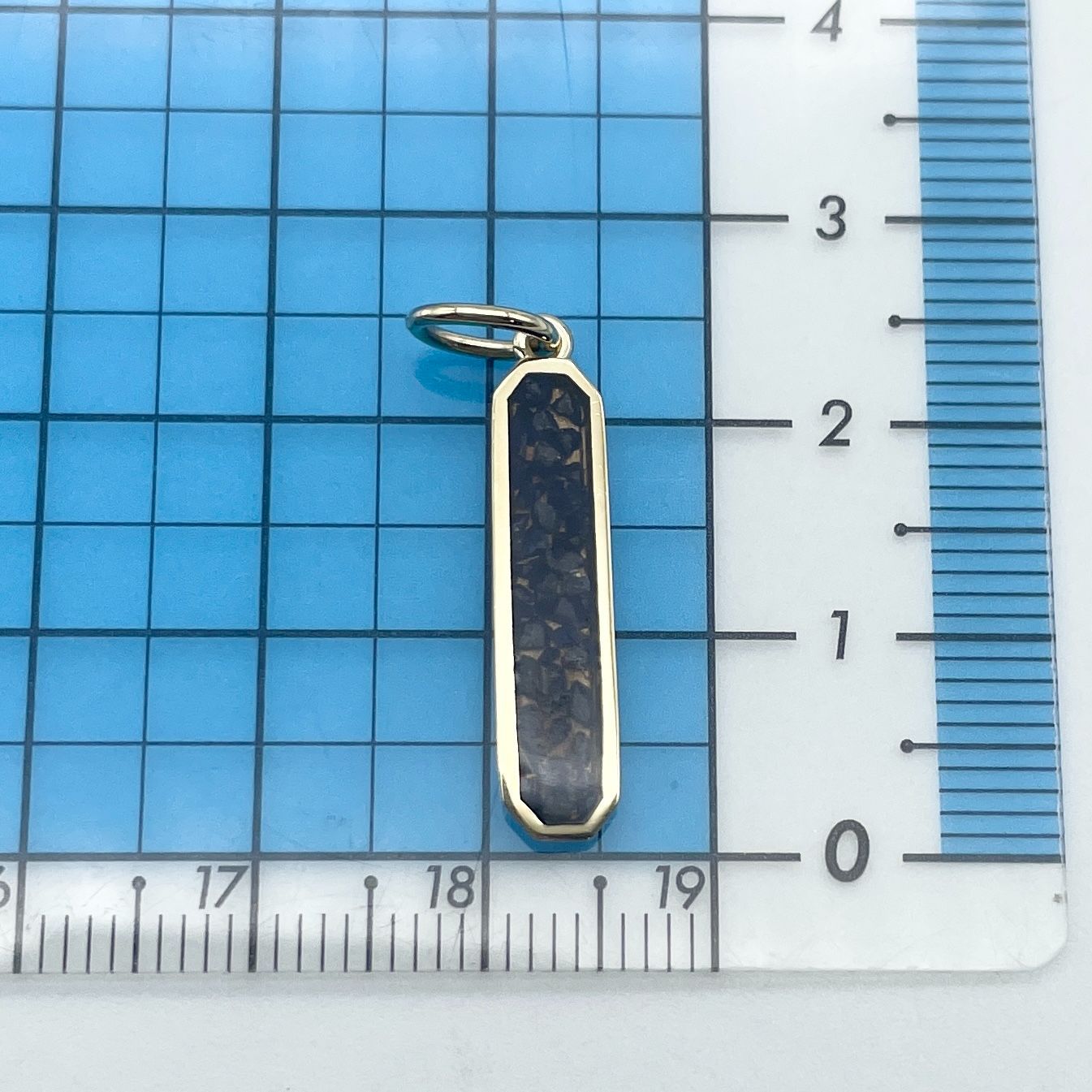 アガット スクエア バー ネックレストップ K10 サファイア/25-874S  